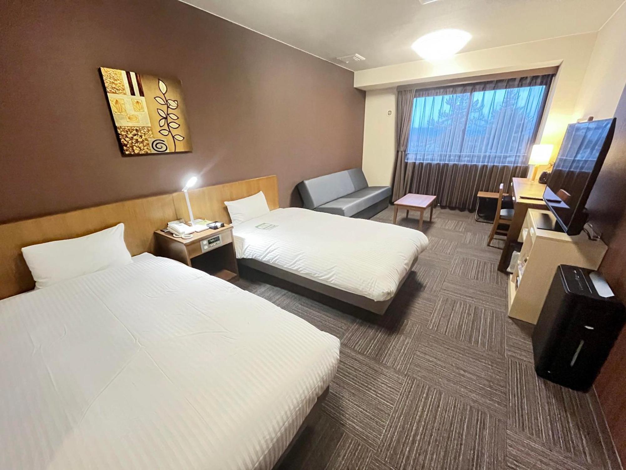 Route Inn Grantia Hidatakayama Wakura No Yado Extérieur photo