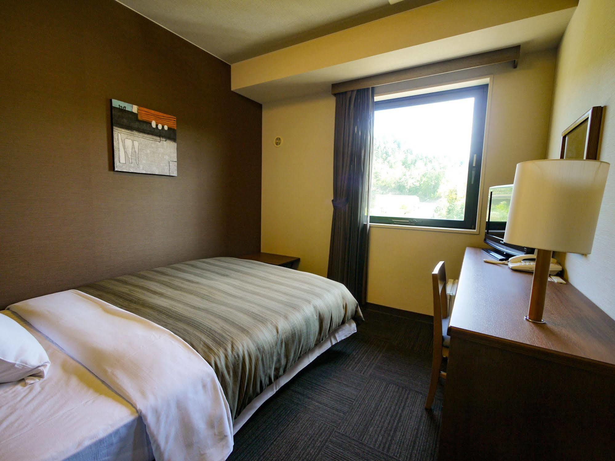 Route Inn Grantia Hidatakayama Wakura No Yado Extérieur photo